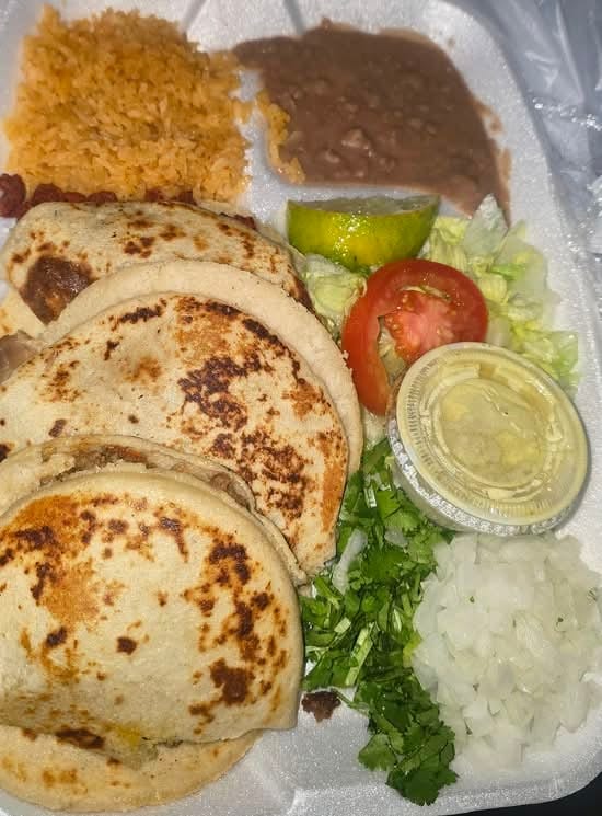 Gordita Frita Plate.